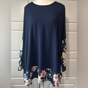 Floral Trim Tunic Top Long Sleeve Casual Comfort Flowy Navy‎ Blue